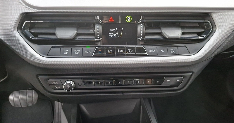 BMW Seria 1 cena 89900 przebieg: 71334, rok produkcji 2020 z Swarzędz małe 352